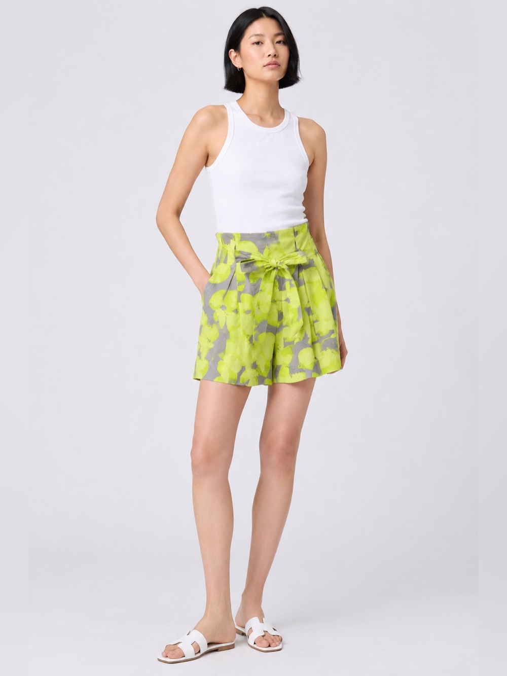 Halston Leaf Silhouette Chartreuse Tie Waist Shorts XS